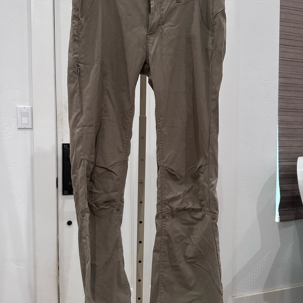 Prana Women’s Halle Convertible Pants in khaki
